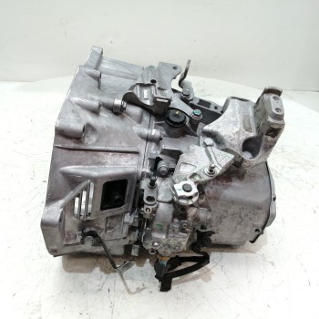 Recambio de caja cambios para peugeot 5008 1.2 12v e-thp referencia OEM IAM 20EA79 106136 KM 