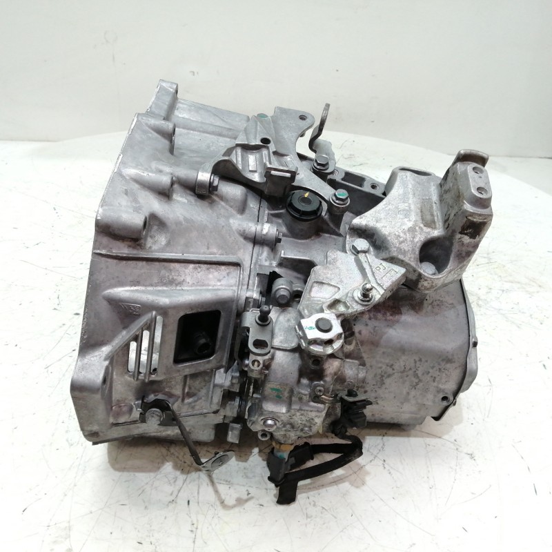 CAJA CAMBIOS 106136 KM