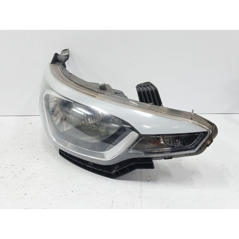 Recambio de faro derecho para hyundai i20 ii (gb, ib) 1.2 referencia OEM IAM 92102C8  