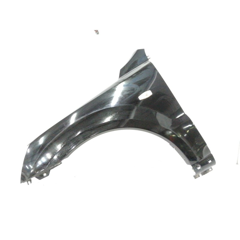 Recambio de aleta delantera izquierda para kia sorento i (jc) 2.5 crdi referencia OEM IAM   