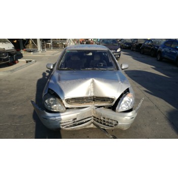 citroën xsara berlina del año 2001