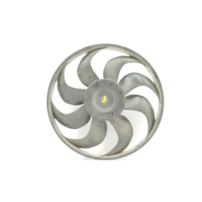 Recambio de electroventilador para renault clio iv 0.9 referencia OEM IAM 5000991  