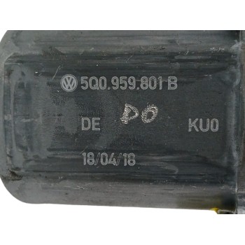 Recambio de elevalunas delantero izquierdo para seat leon st (5f8) 2.0 tdi referencia OEM IAM 5Q0959801B  