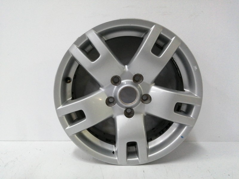 Recambio de llanta para nissan x-trail (t31) 2.0 dci turbodiesel cat referencia OEM IAM 40300JG025 16X6,5J ET45 Recambio de llanta para nissan x-trail (t31) 2.0 dci turbodiesel cat referencia OEM IAM 40300JG025 16X6,5J ET45