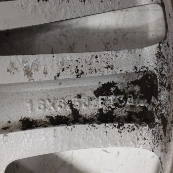 Recambio de llanta para ssangyong rodius ii 2.2 xdi referencia OEM IAM  16JX6,5J ET38 5H 5X130