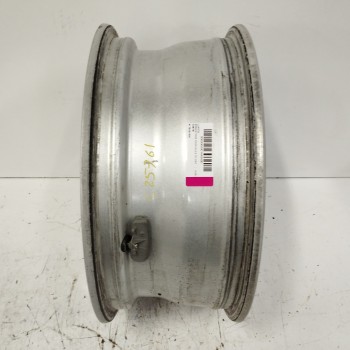 Recambio de llanta para ssangyong rodius ii 2.2 xdi referencia OEM IAM  16JX6,5J ET38 5H 5X130