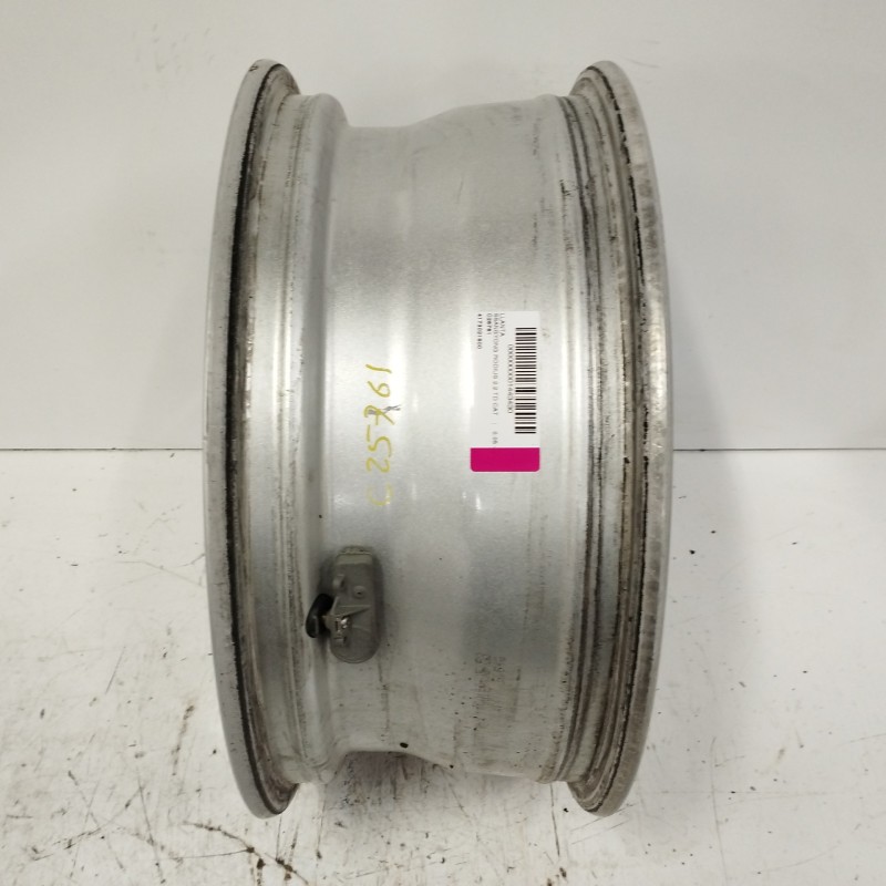 LLANTA 16JX6 5J ET38 5H 5X130