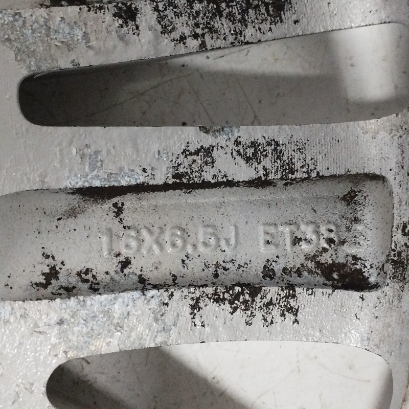 LLANTA 16JX6 5J ET38 5H 5X130