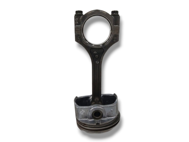 Recambio de biela para kia sportage 1.6 cat referencia OEM IAM 235102B010 Recambio de biela para kia sportage 1.6 cat referencia OEM IAM 235102B010