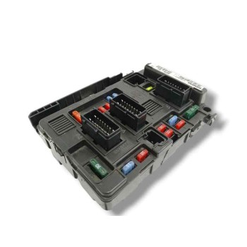 Recambio de caja reles / fusibles para citroën c3 1.4 hdi referencia OEM IAM 9643498780 T118470004J 