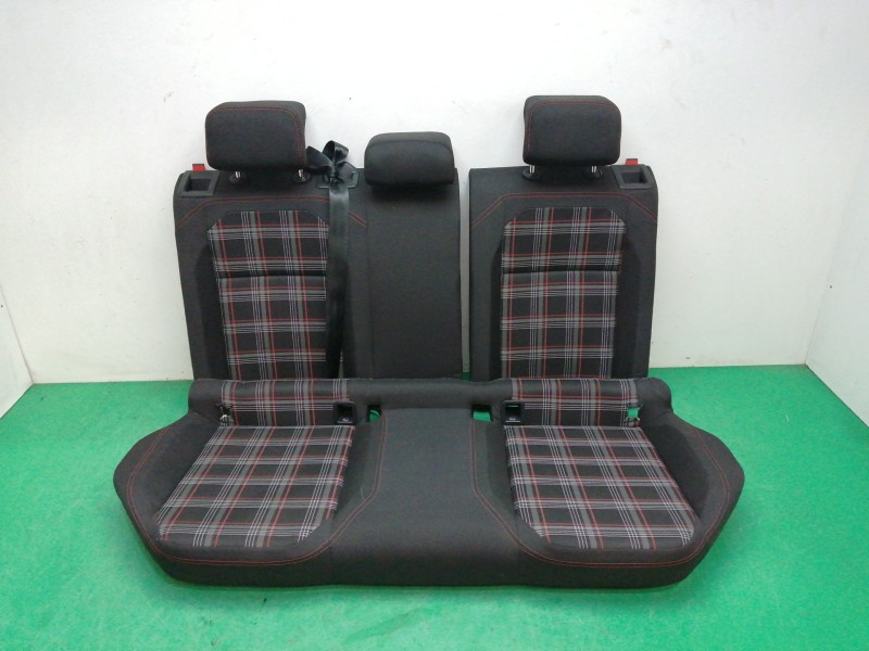Recambio de asientos traseros para volkswagen polo gti referencia OEM IAM   