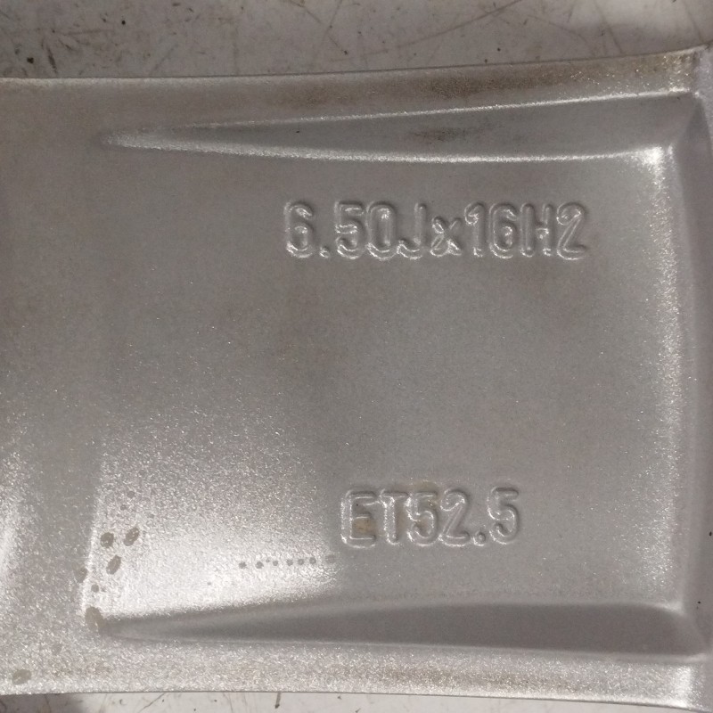 LLANTA 6 50JX16H2 ET52 5 5H 5X108