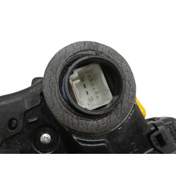 Recambio de cerradura puerta trasera izquierda para toyota avensis cross sport (t27) 1.8 16v cat referencia OEM IAM   