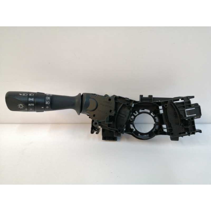Recambio de mando luces para toyota auris touring sports (e18) 1.8 16v cat (híbrido) referencia OEM IAM 0272017F852  