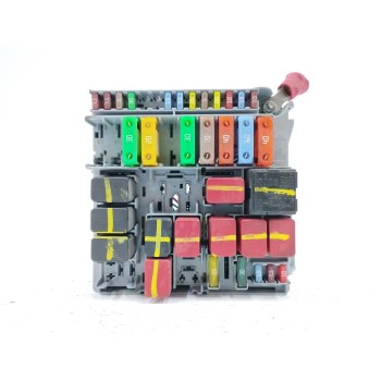 Recambio de caja reles / fusibles para fiat 500 (312_) 1.2 (312axa1a) referencia OEM IAM 51905216  
