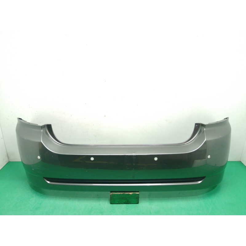 Recambio de paragolpes trasero para toyota corolla (e12) 1.4 turbodiesel cat referencia OEM IAM 5215902360 OBSERVAR FOTOS 