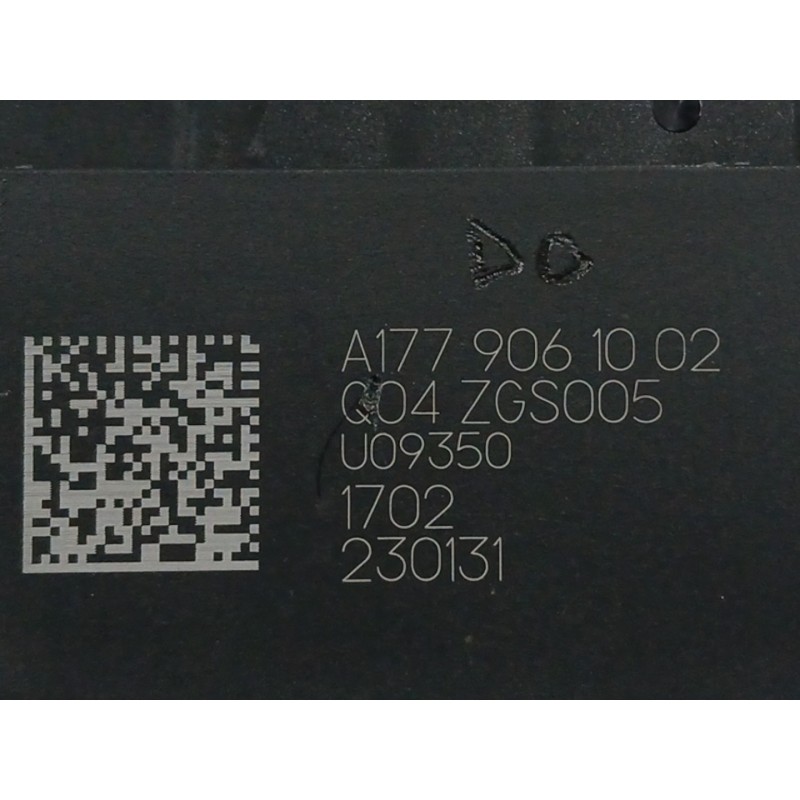 CAJA RELES / FUSIBLES