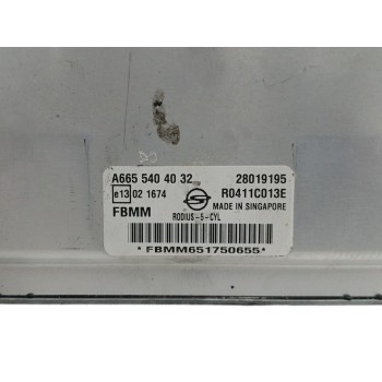 Recambio de centralita motor uce para ssangyong rodius xdi referencia OEM IAM A6655404032  