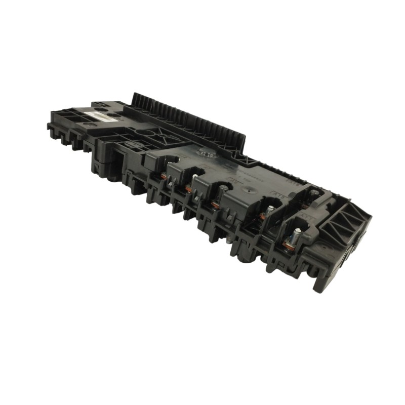 CAJA RELES / FUSIBLES