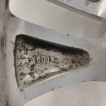 Recambio de llanta para kia carens (un) 1.6 crdi cat referencia OEM IAM 529101D110 6,0JX15OFF SET41 5H 5X115