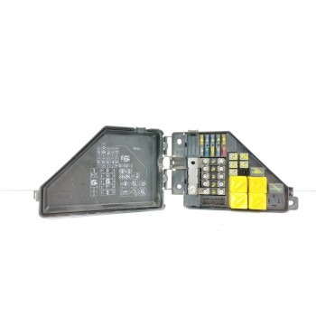 Recambio de caja reles / fusibles para land rover freelander (ln) 2.0 td4 cat referencia OEM IAM YQE000271  