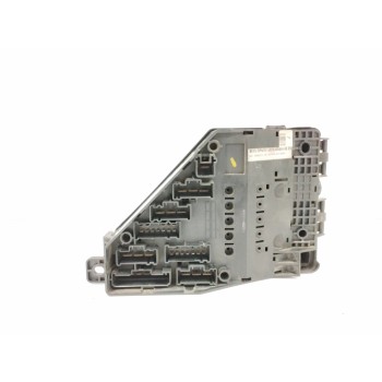 Recambio de caja reles / fusibles para land rover freelander (ln) 2.0 td4 cat referencia OEM IAM YQE000271  