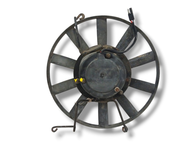 Recambio de electroventilador para renault fuego 2.0 referencia OEM IAM 7700672003  