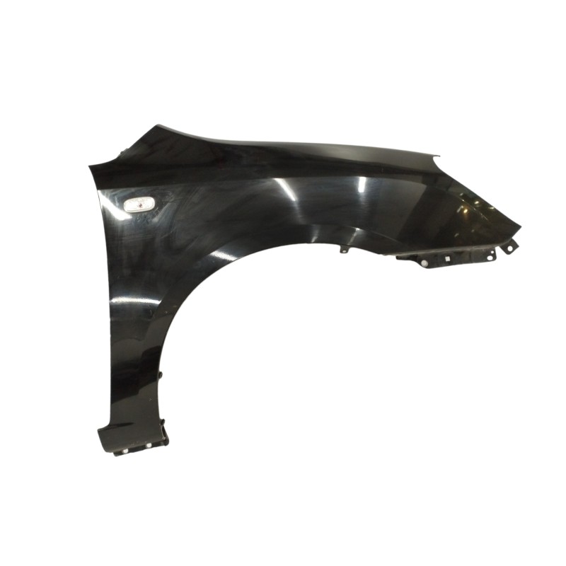 Recambio de aleta delantera derecha para kia carens iii monospace (un) 1.6 crdi 110 referencia OEM IAM   