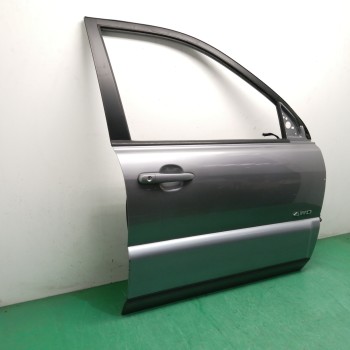 Recambio de puerta delantera derecha para kia sportage 2.0 crdi referencia OEM IAM  OBSERVAR FOTOS 