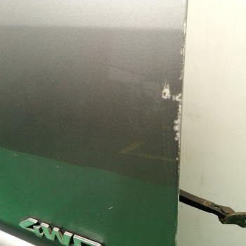 Recambio de puerta delantera derecha para kia sportage 2.0 crdi referencia OEM IAM  OBSERVAR FOTOS 