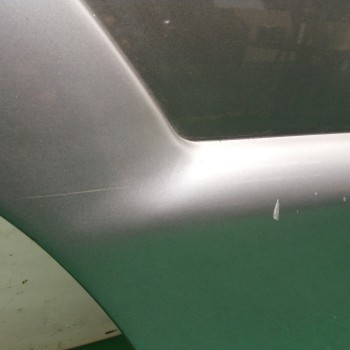 Recambio de puerta trasera derecha para kia sportage 2.0 crdi referencia OEM IAM  OBSERVAR FOTOS 