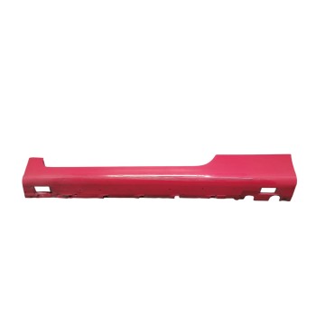 FALDON LATERAL 8J0853855D LADO DERECHO 