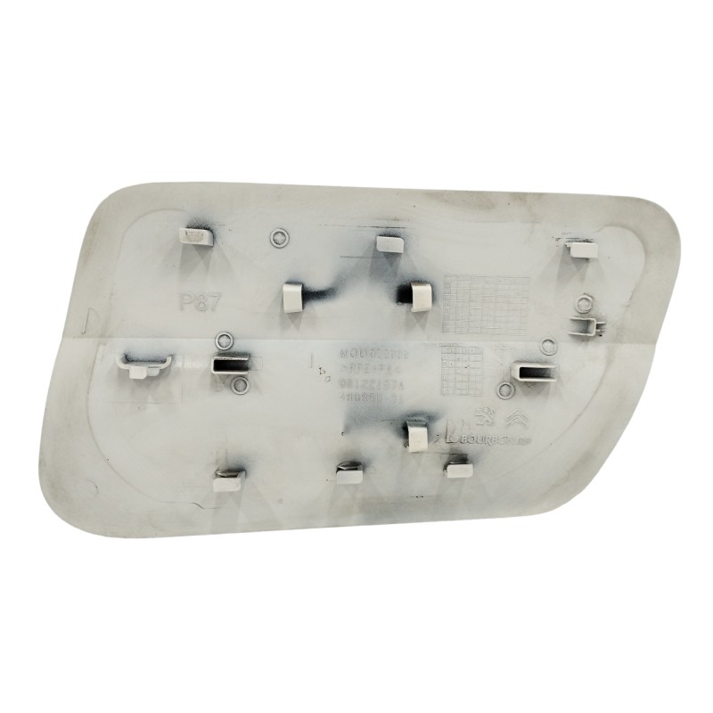 TAPA EXTERIOR COMBUSTIBLE