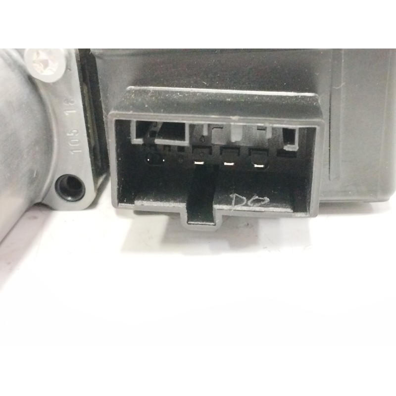 MOTOR ELEVALUNAS TRASERO DERECHO 0130822724