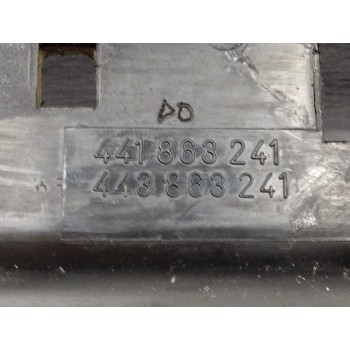 Recambio de consola central para audi 200 (447) quattro avant referencia OEM IAM 441863241  