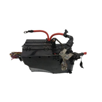 Recambio de caja reles / fusibles para volvo v40 1.6 diesel cat referencia OEM IAM AV6T14A067AC  