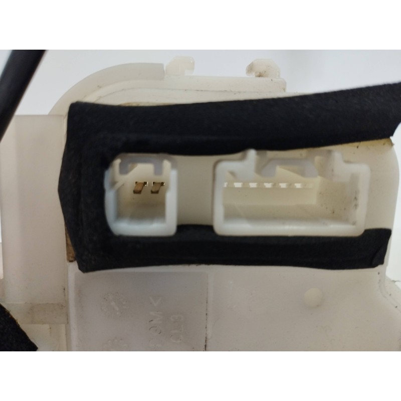 CERRADURA PUERTA TRASERA IZQUIERDA