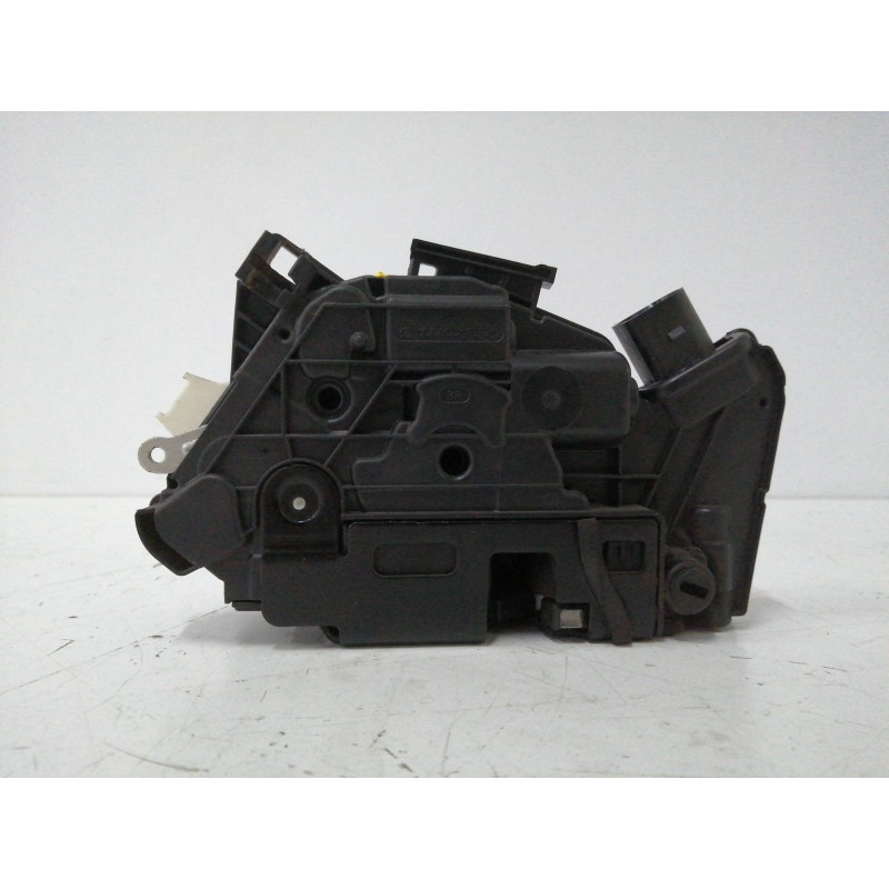 CERRADURA PUERTA TRASERA DERECHA