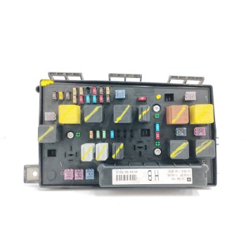Recambio de caja reles / fusibles para opel astra gtc 16v referencia OEM IAM 13206754 5DK00866838 