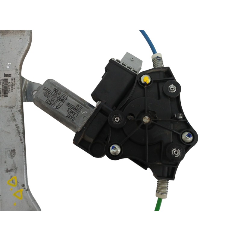 ELEVALUNAS DELANTERO DERECHO