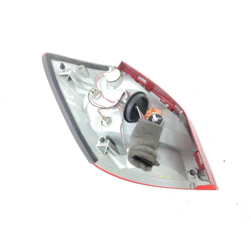 PILOTO TRASERO DERECHO