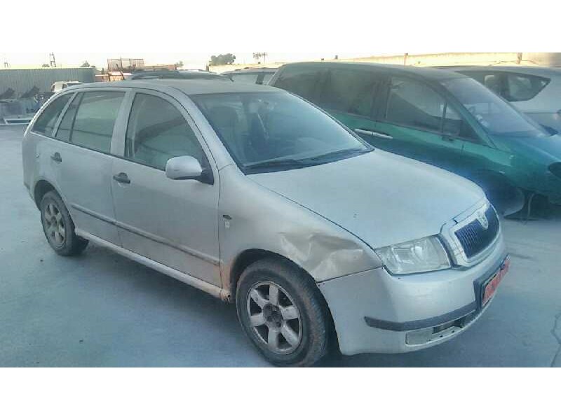 SKODA FABIA FAMILIAR (6Y5)