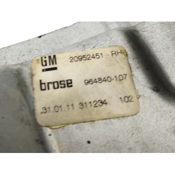 Recambio de elevalunas trasero derecho para opel insignia berlina 2.0 16v cdti referencia OEM IAM 20952451 964840107 910280103