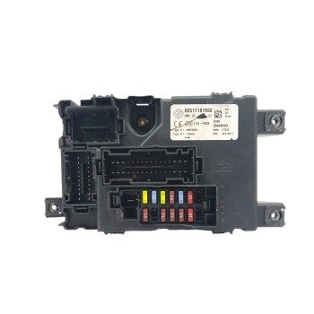 Recambio de caja reles / fusibles para fiat grande punto (199_) 1.3 d multijet referencia OEM IAM 51775622  