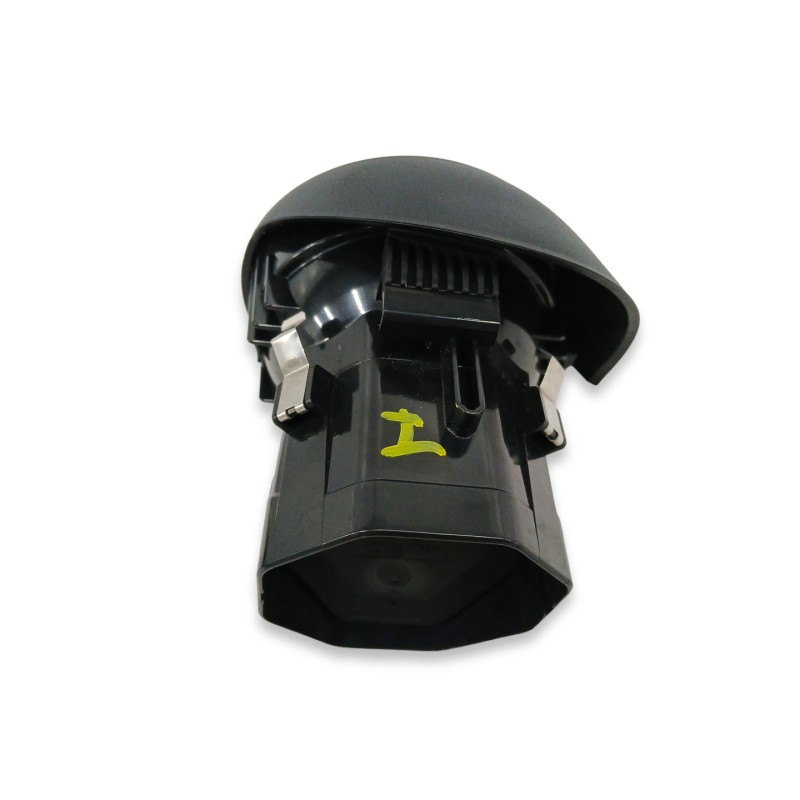 REJILLA AIREADORA LADO IZQUIERDO