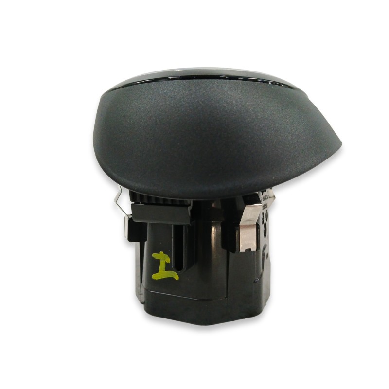 REJILLA AIREADORA LADO IZQUIERDO