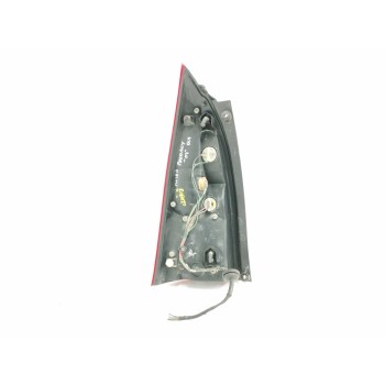 Recambio de piloto trasero derecho para mazda premacy (cp) 1.9 16v cat referencia OEM IAM 22061908  