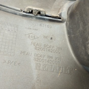 Recambio de paragolpes delantero para renault megane ii berlina 5p 1.5 dci diesel referencia OEM IAM 8200142000 REPINTADO EN NEG