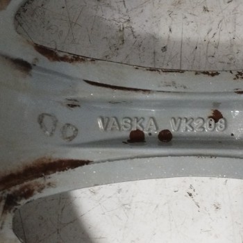 Recambio de llanta para chevrolet aveo 1.4 cat referencia OEM IAM VASKAVK208 6JX15H2 EST45 4H 4X100