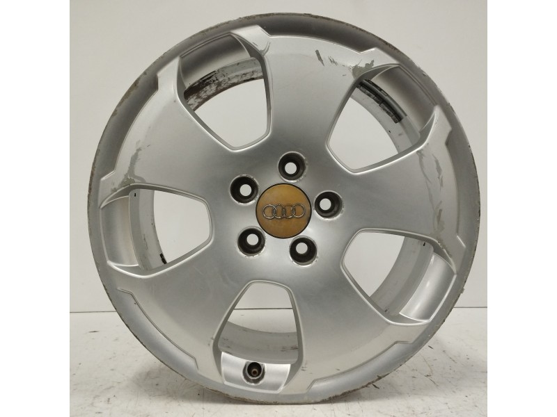 Recambio de llanta para audi a3 (8p) 1.9 tdi referencia OEM IAM 8P0601025C 7,5JX17H2 ET56 5H 5X112